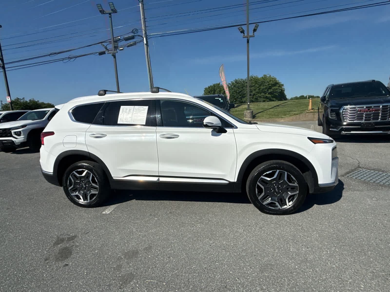 Used 2022 Hyundai Santa Fe SEL Convenience w/ Cargo Package AWD/4WD image 12