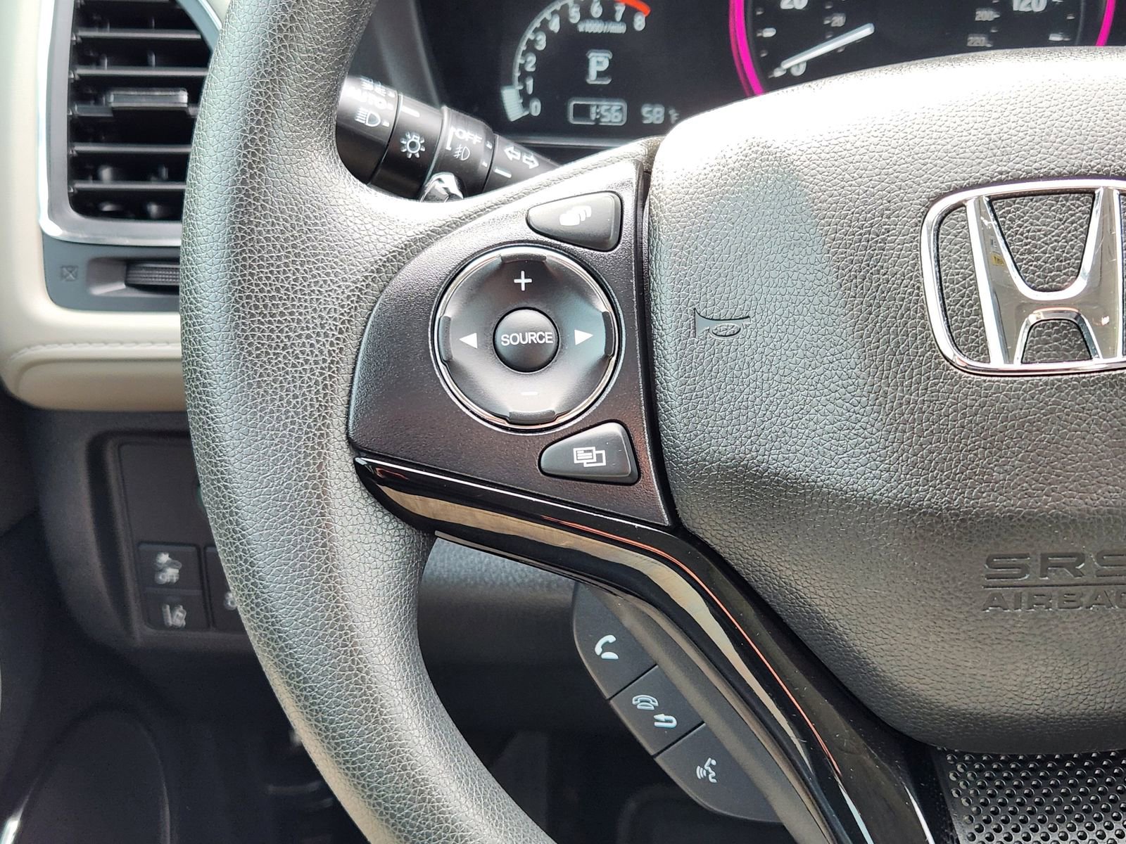 Used 2021 Honda HR-V EX image 32