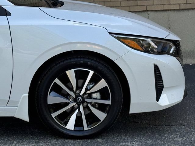 Used 2025 Nissan Sentra SV w/ SV Premium Package FWD image 5