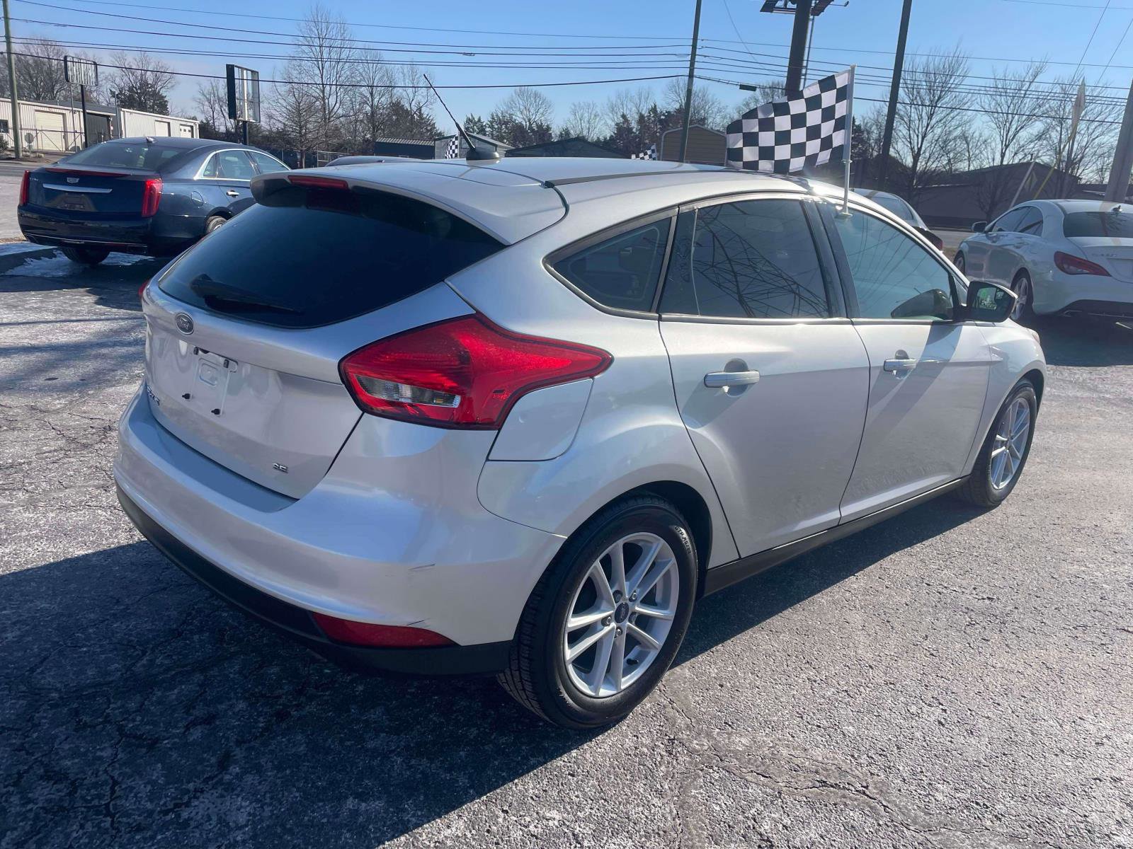 Used 2018 Ford Focus SE image 4