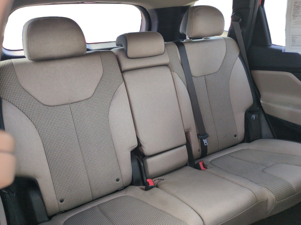 Used 2023 Hyundai Santa Fe SEL AWD/4WD image 25