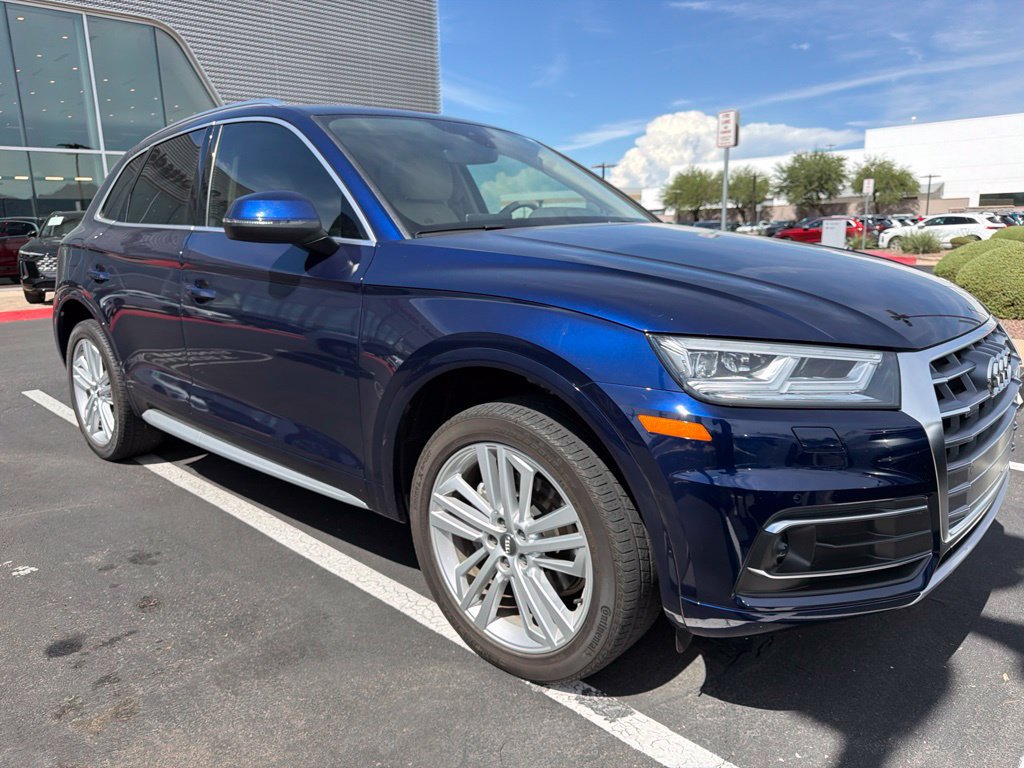 Used 2020 Audi Q5 2.0T Premium Plus w/ Premium Plus Package AWD/4WD image 3
