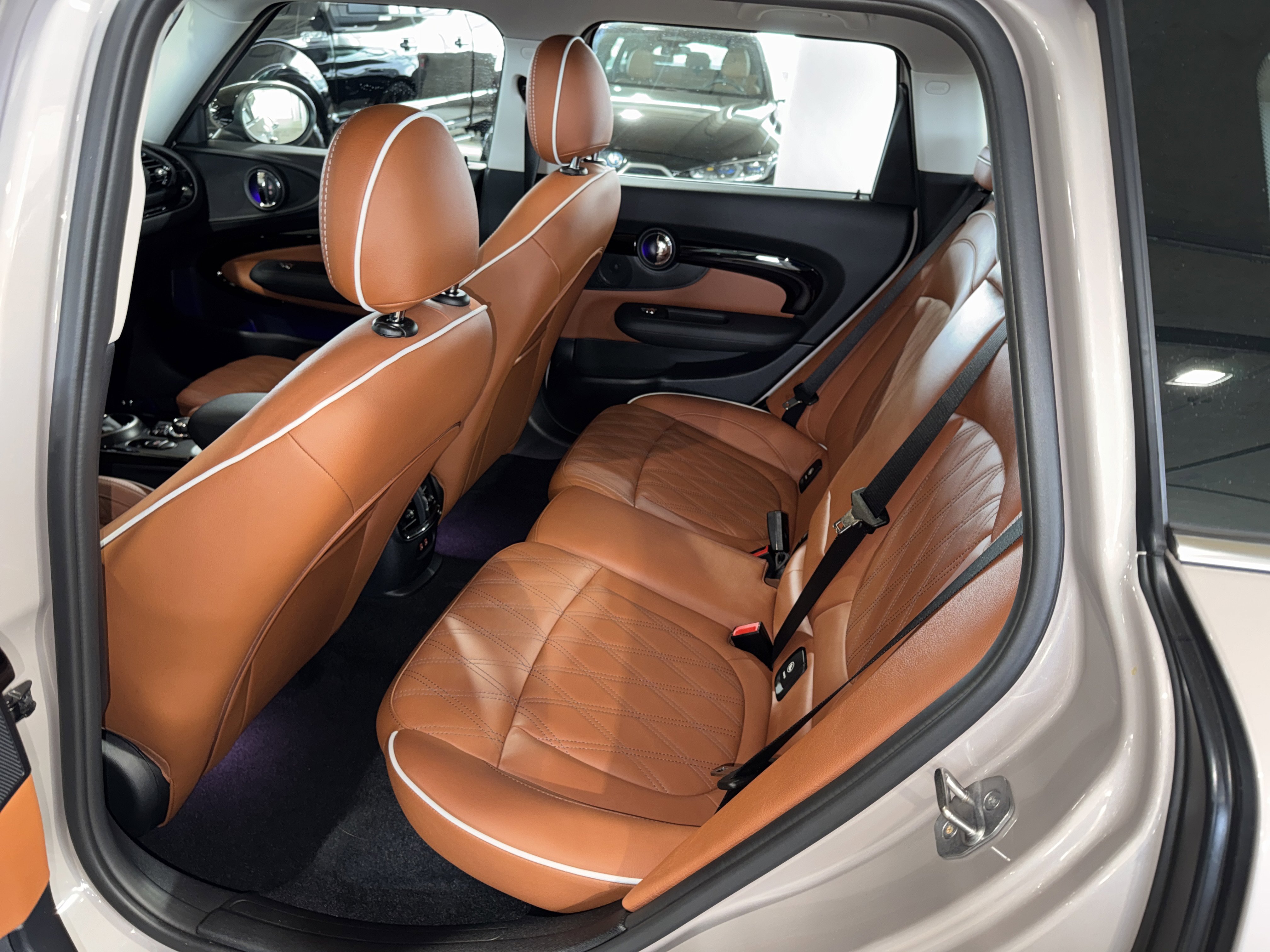 Used 2024 MINI Cooper Clubman S w/ Signature Upholstery Package image 19