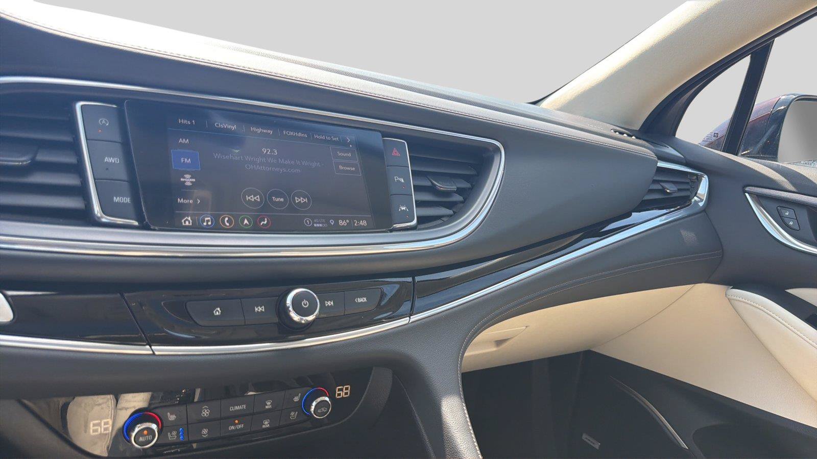 Used 2022 Buick Enclave Avenir w/ Avenir Technology Package AWD/4WD image 12