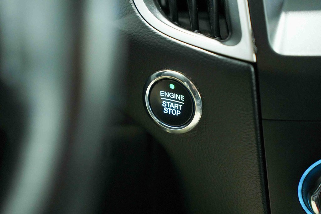 Used 2020 Ford Edge SEL w/ Cold Weather Package image 39