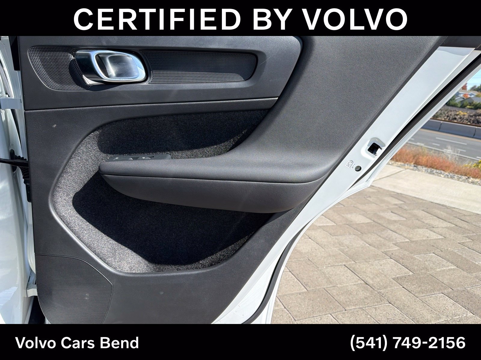 Certified 2026 Volvo XC40 B5 Plus AWD/4WD image 23