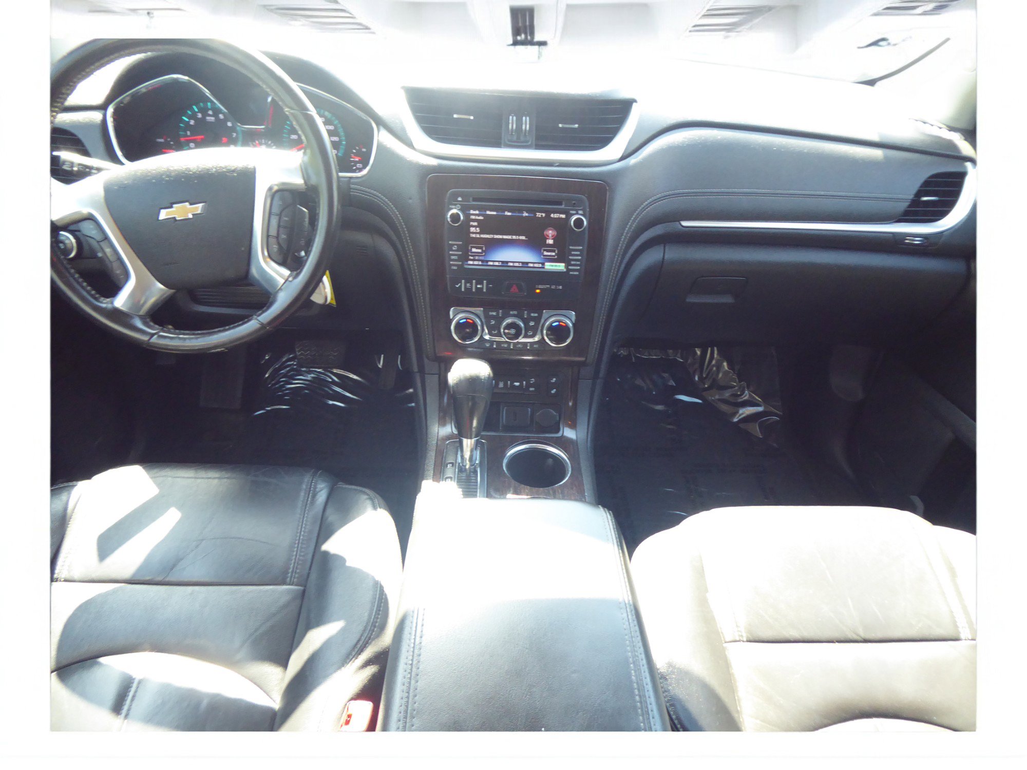 Used 2015 Chevrolet Traverse LT image 12