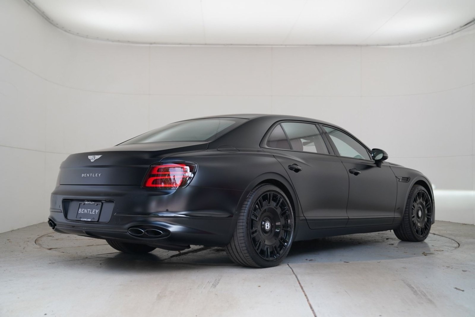 Used 2023 Bentley Flying Spur S V8 AWD/4WD image 15