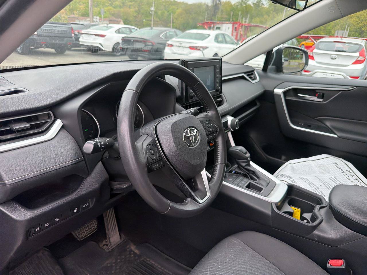 Used 2019 Toyota RAV4 XLE w/ Convenience Package AWD/4WD image 19