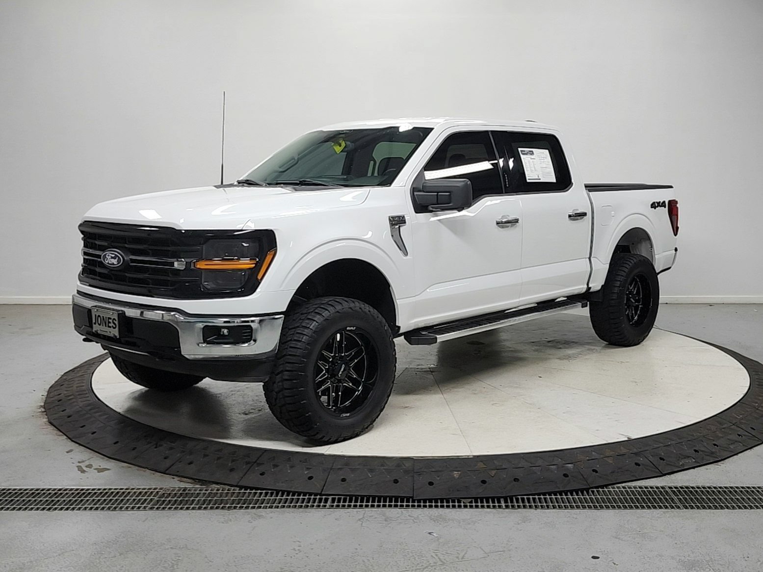 Used 2024 Ford F150 XLT w/ Mobile Office Package AWD/4WD image 4