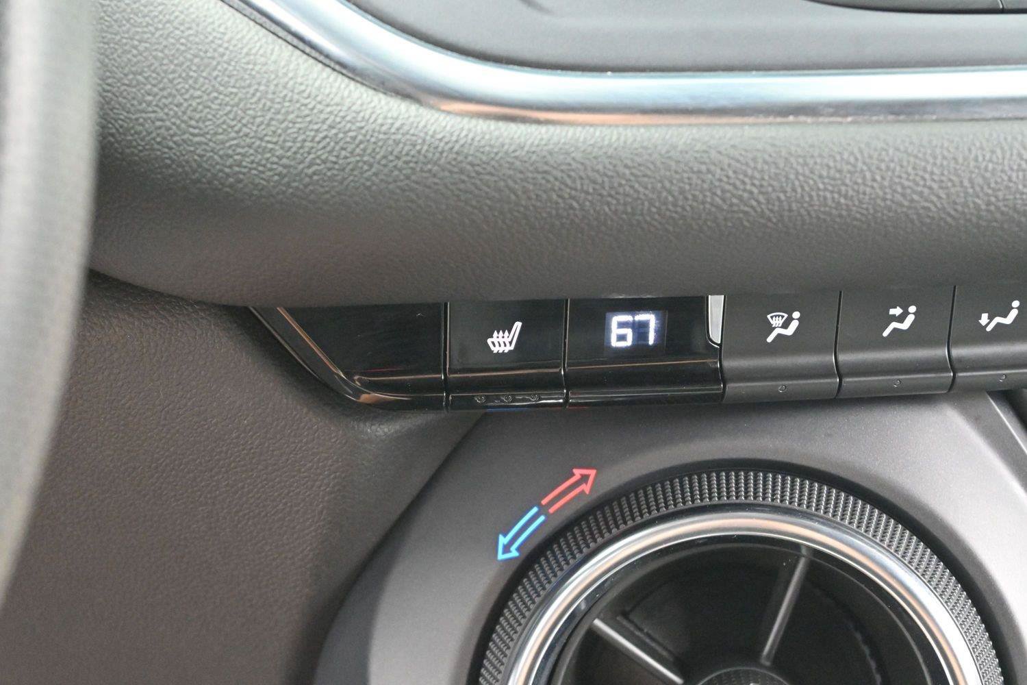 Used 2025 Chevrolet Blazer LT AWD/4WD image 25