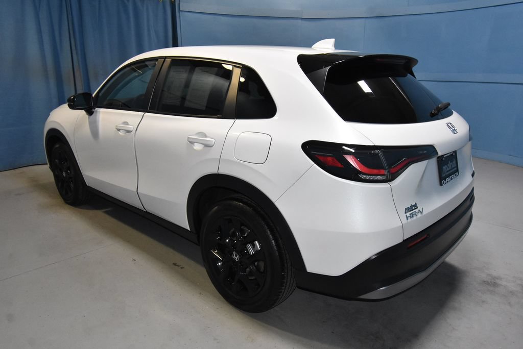 Used 2025 Honda HR-V Sport image 26