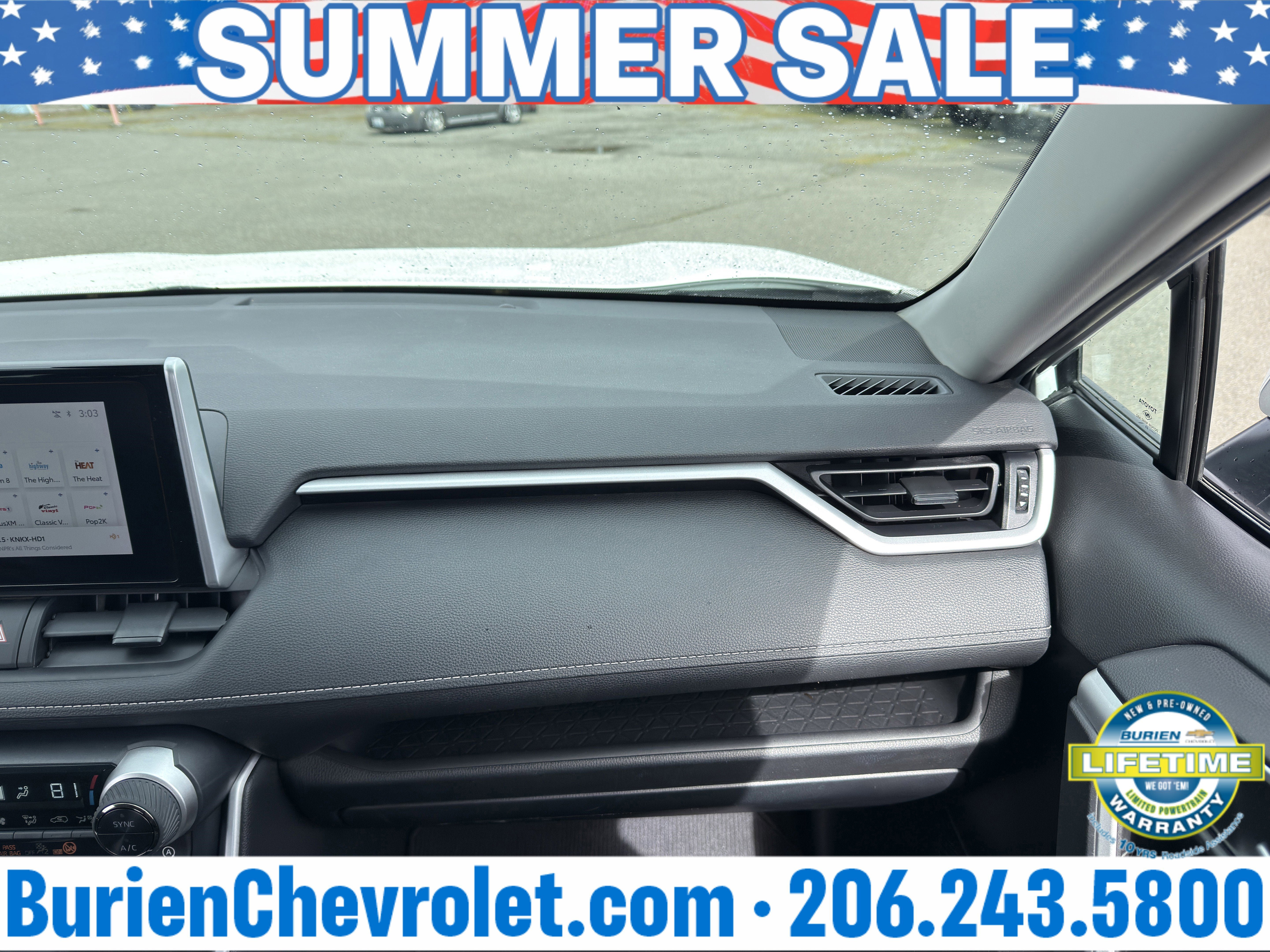 Used 2023 Toyota RAV4 XLE AWD/4WD image 23