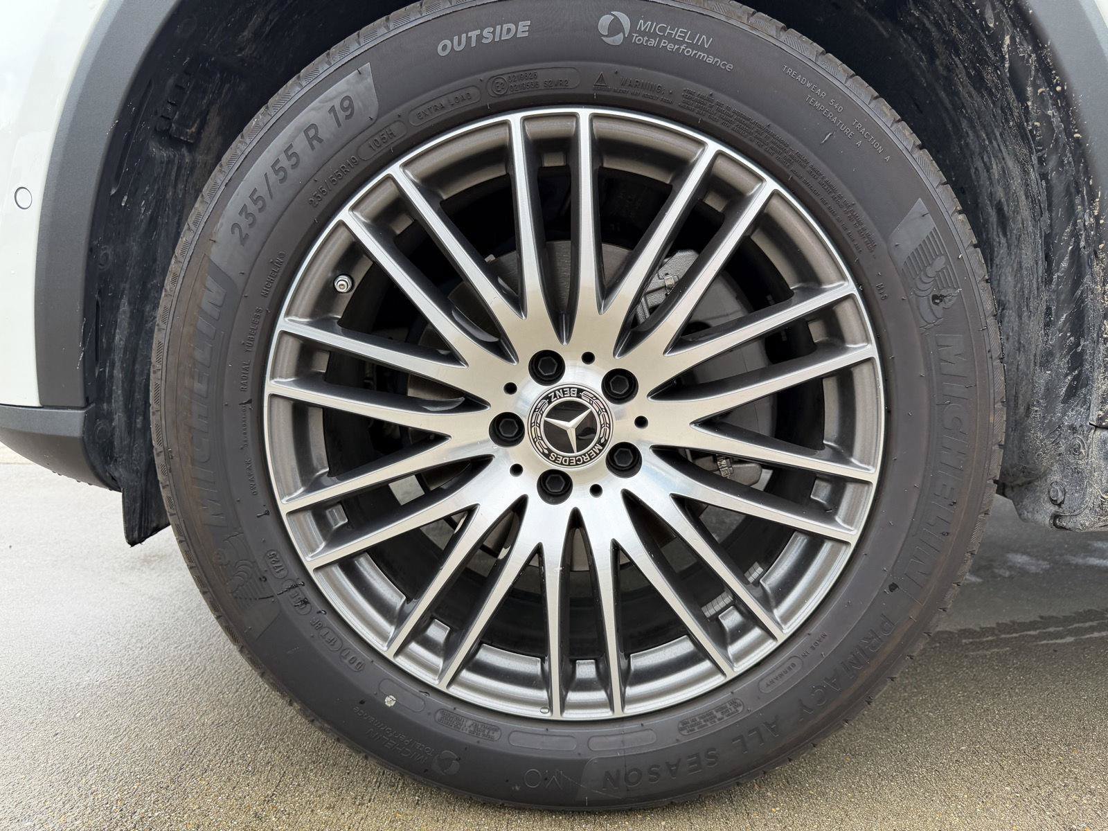 Certified 2026 Mercedes-Benz GLC 300 4MATIC image 4