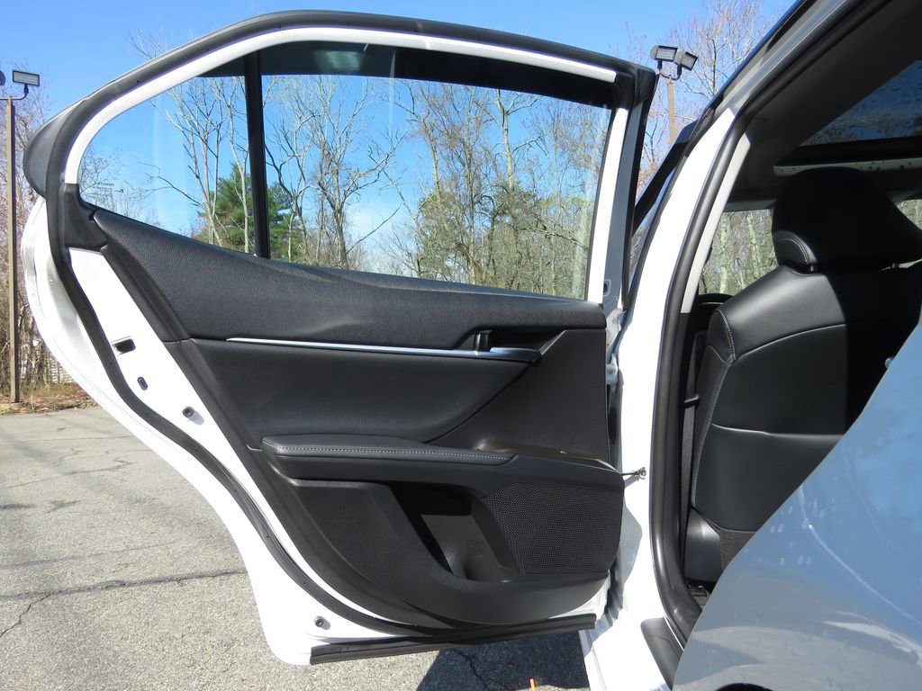 Used 2023 Toyota Camry XSE AWD/4WD image 18