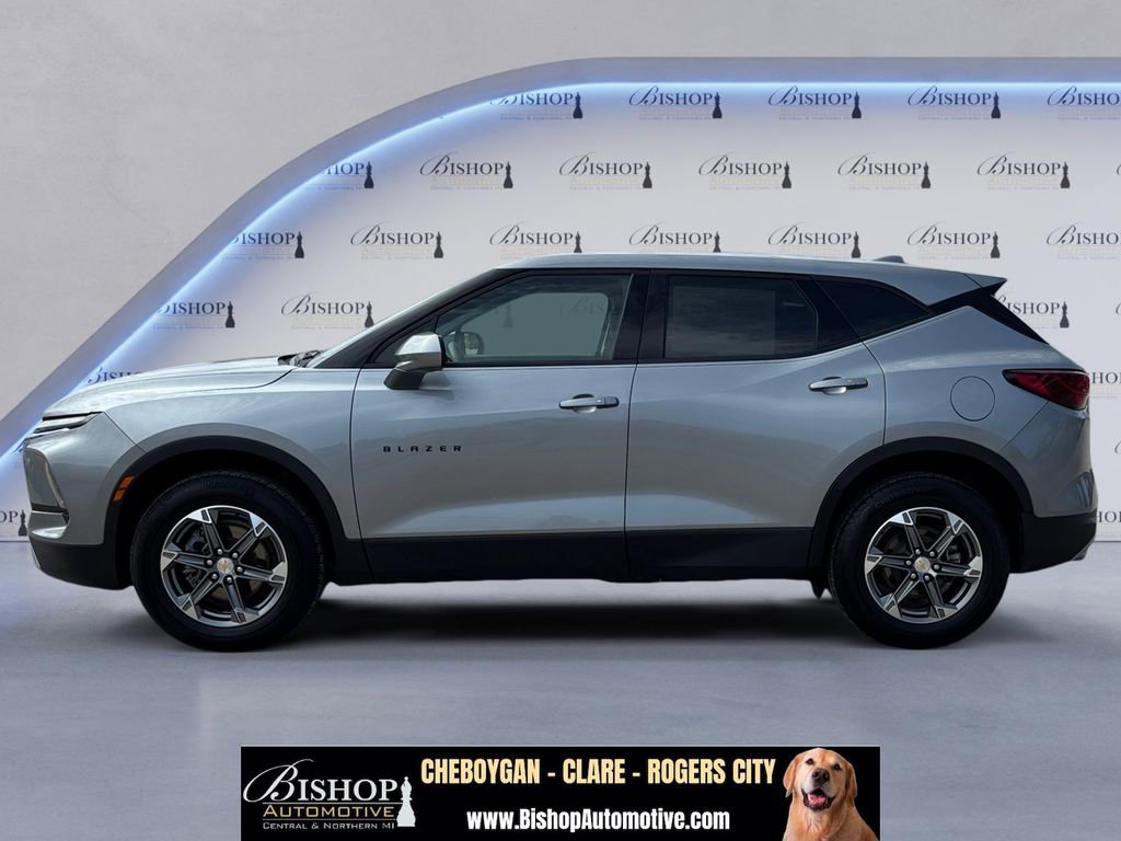 Used 2023 Chevrolet Blazer LT w/ LPO, Floor Liner Package AWD/4WD image 13