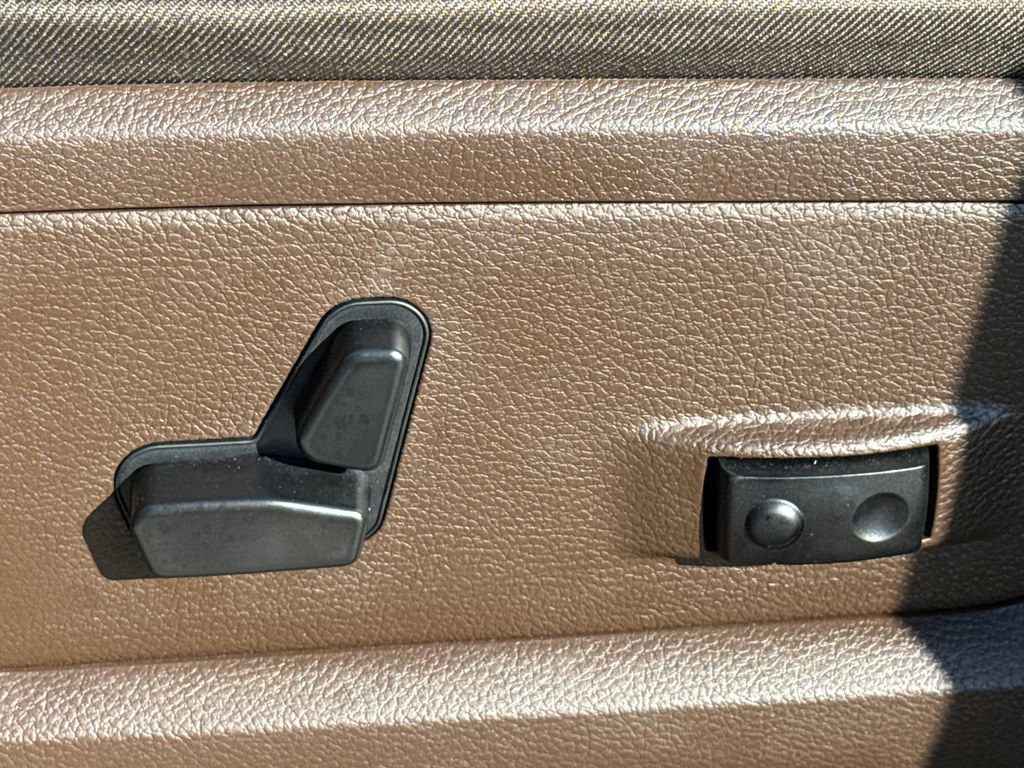 Used 2025 RAM 3500 Longhorn image 21