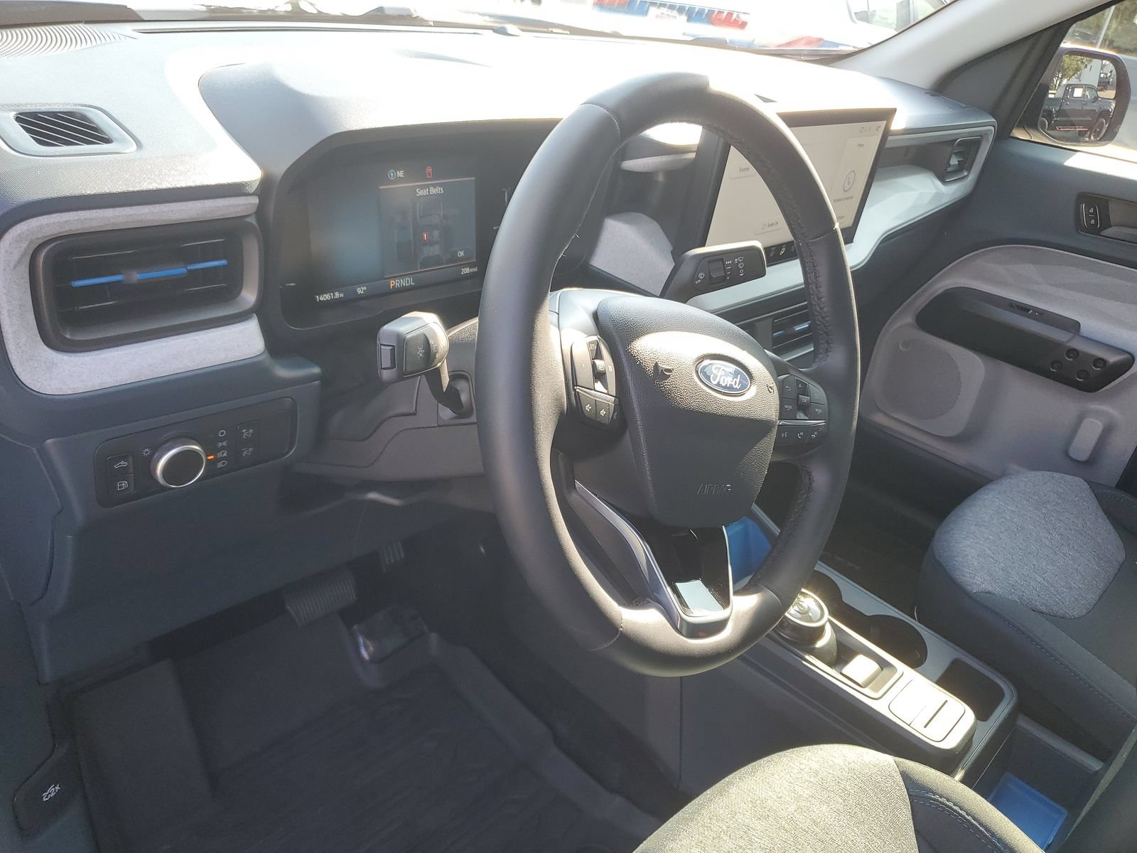 Used 2025 Ford Maverick XLT w/ XLT Luxury Package FWD image 18