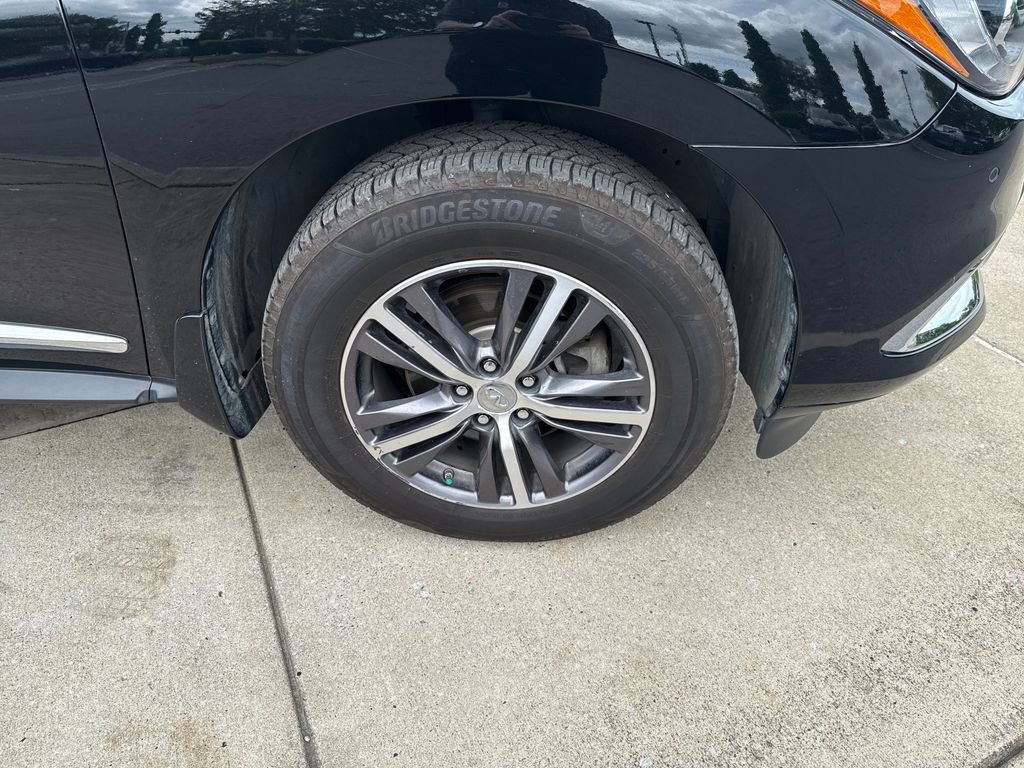 Used 2019 INFINITI QX60 Luxe w/ Essential Package AWD/4WD image 12