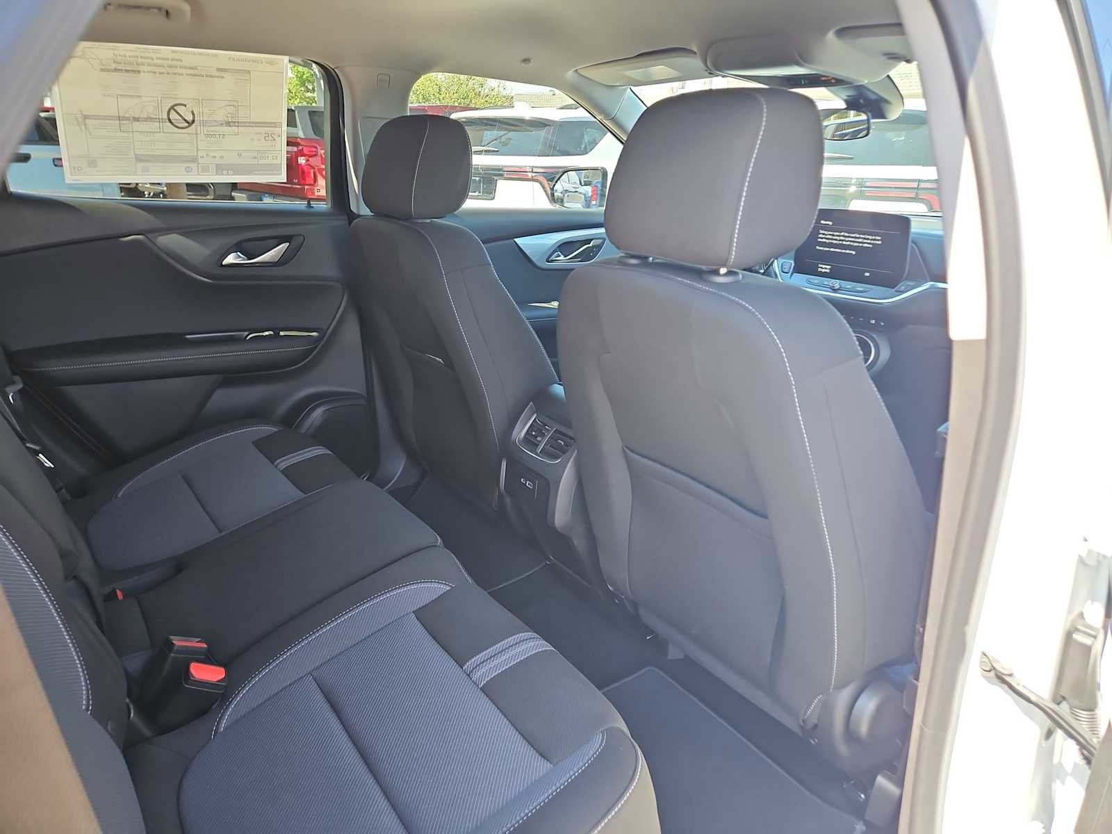 New 2025 Chevrolet Blazer LT image 16