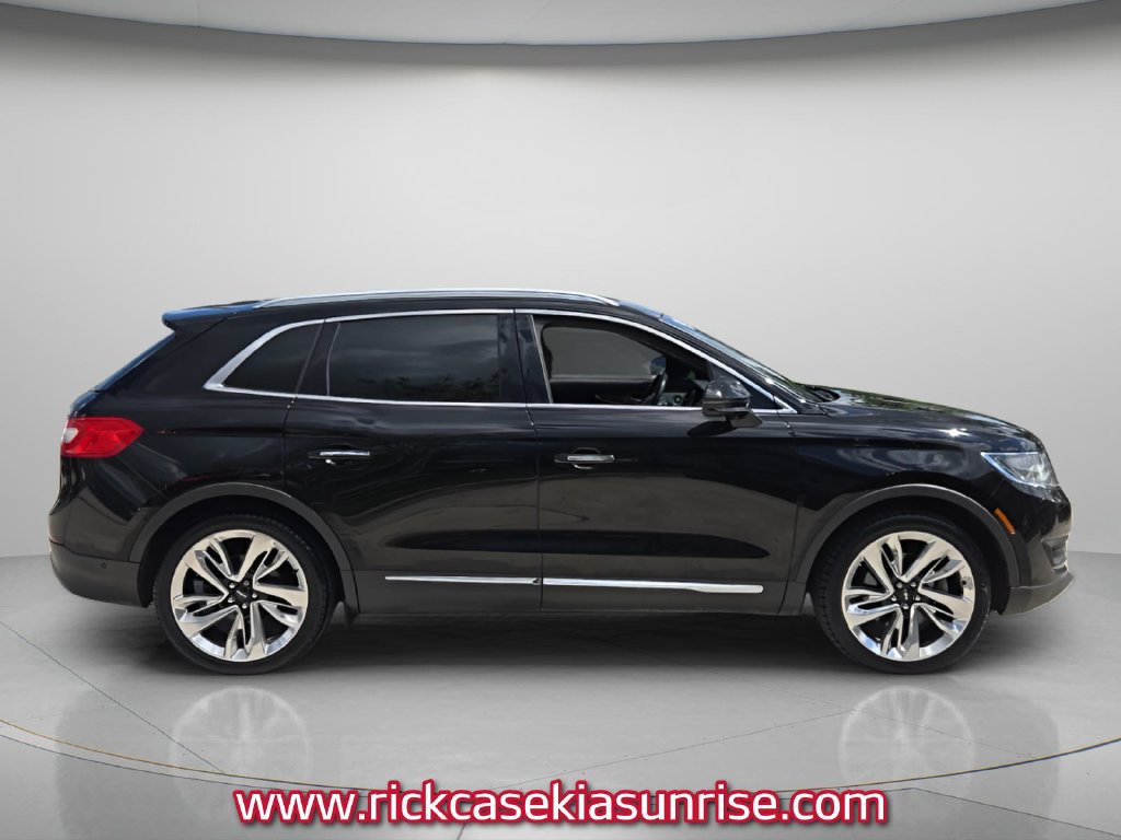 Used 2018 Lincoln MKX Reserve w/ Luxury Package FWD image 4