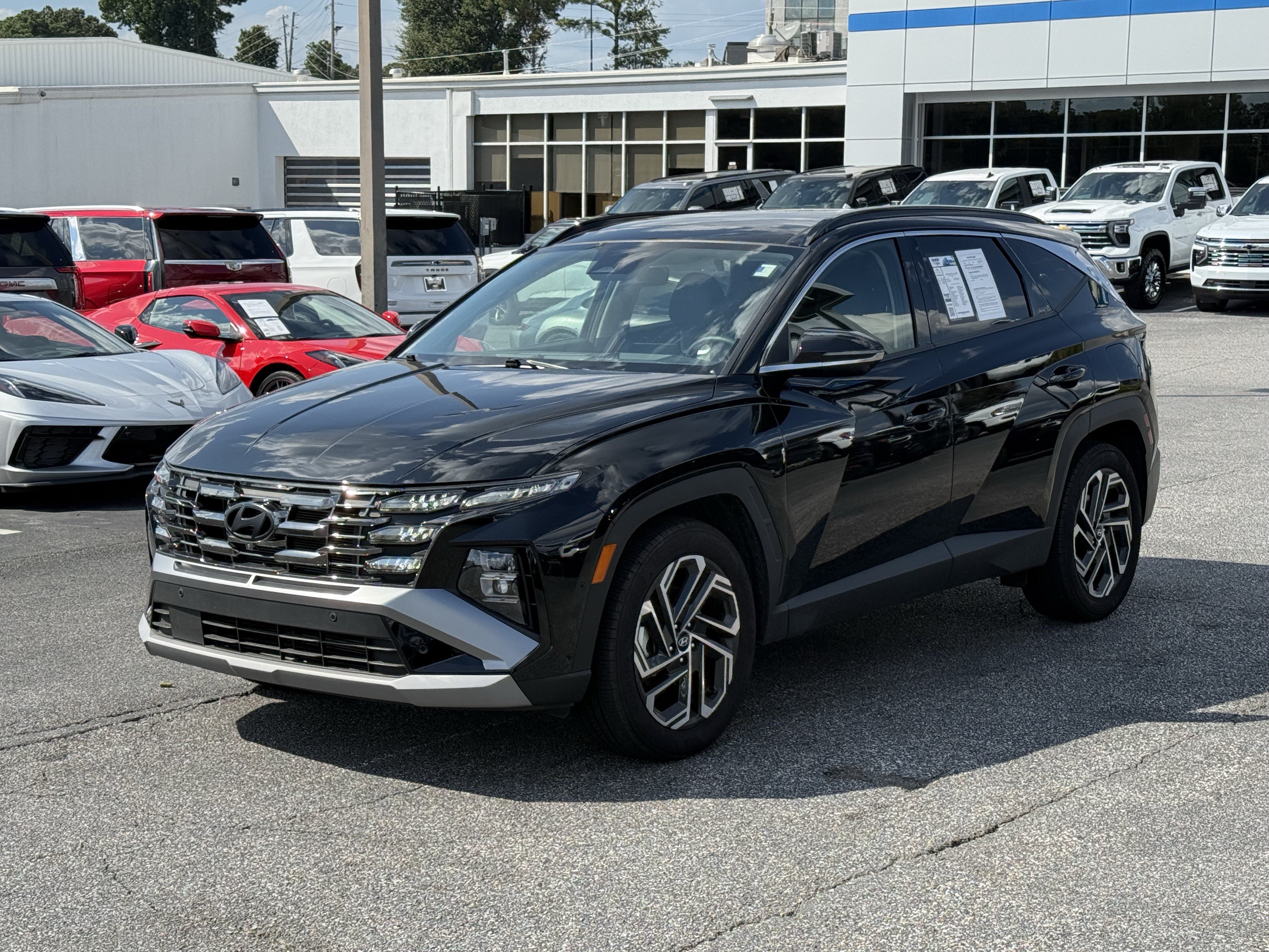 Used 2025 Hyundai Tucson Limited FWD image 29