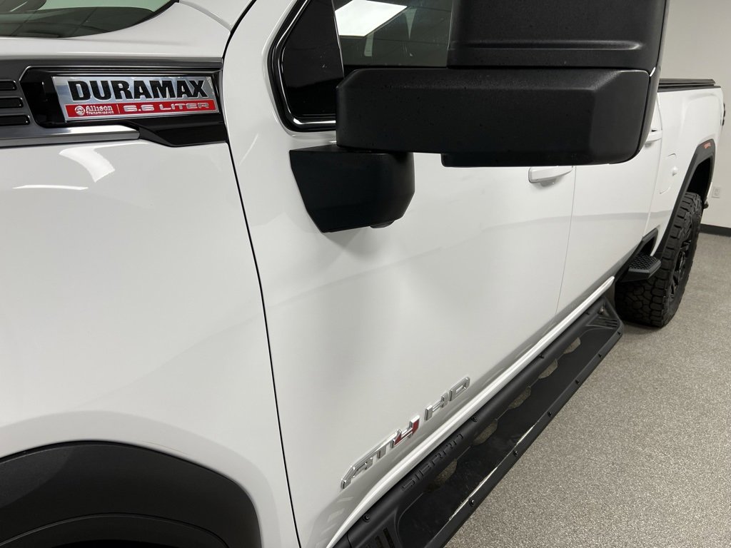 Used 2024 GMC Sierra 2500 AT4 w/ Technology Package image 17