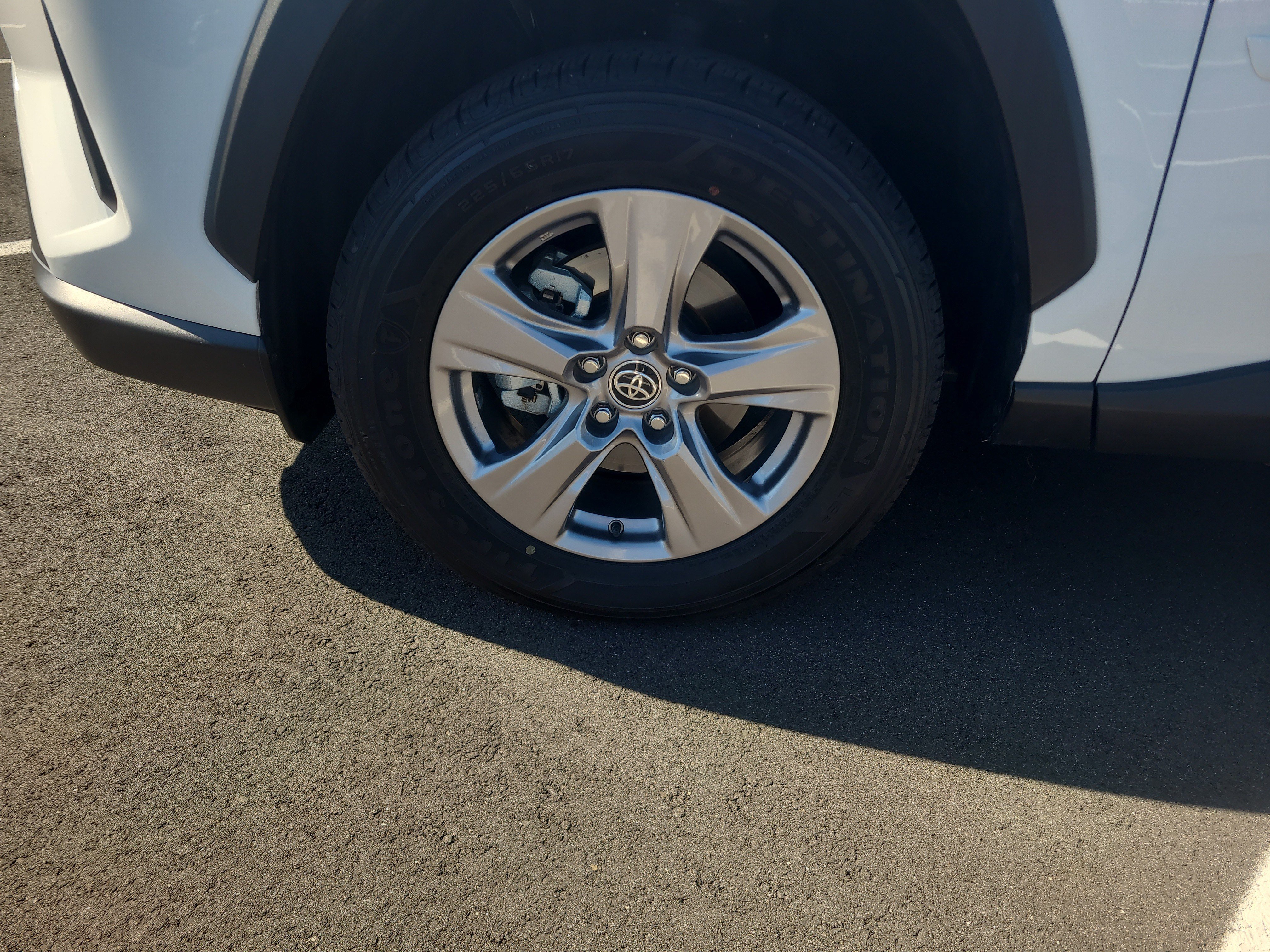 Certified 2025 Toyota RAV4 XLE AWD/4WD image 9