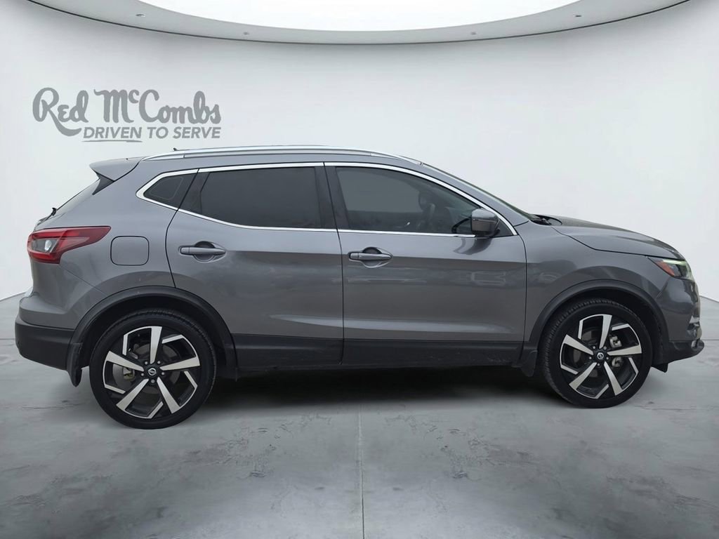 Used 2022 Nissan Rogue Sport SL w/ Premium Package FWD image 6
