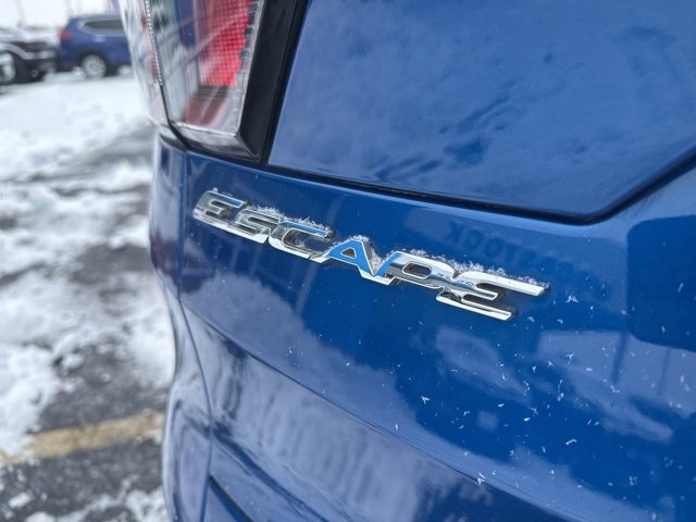 Used 2017 Ford Escape Titanium image 16