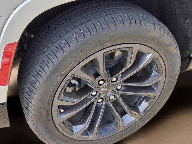 Used 2024 Jeep Grand Wagoneer Series II w/ Quick Order Packagew 28T image 7