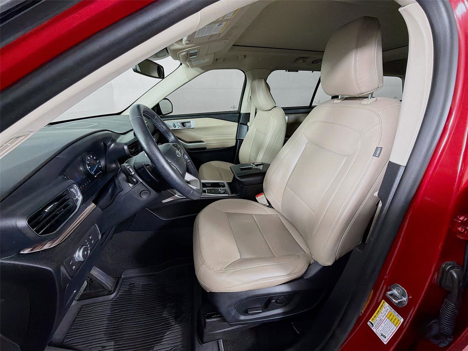 Used 2021 Ford Explorer Limited w/ Hybrid Equipment Group 310A image 11