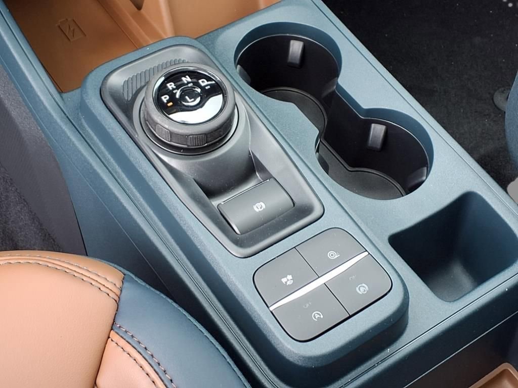 New 2024 Ford Maverick Lariat w/ 4K Tow Package image 22