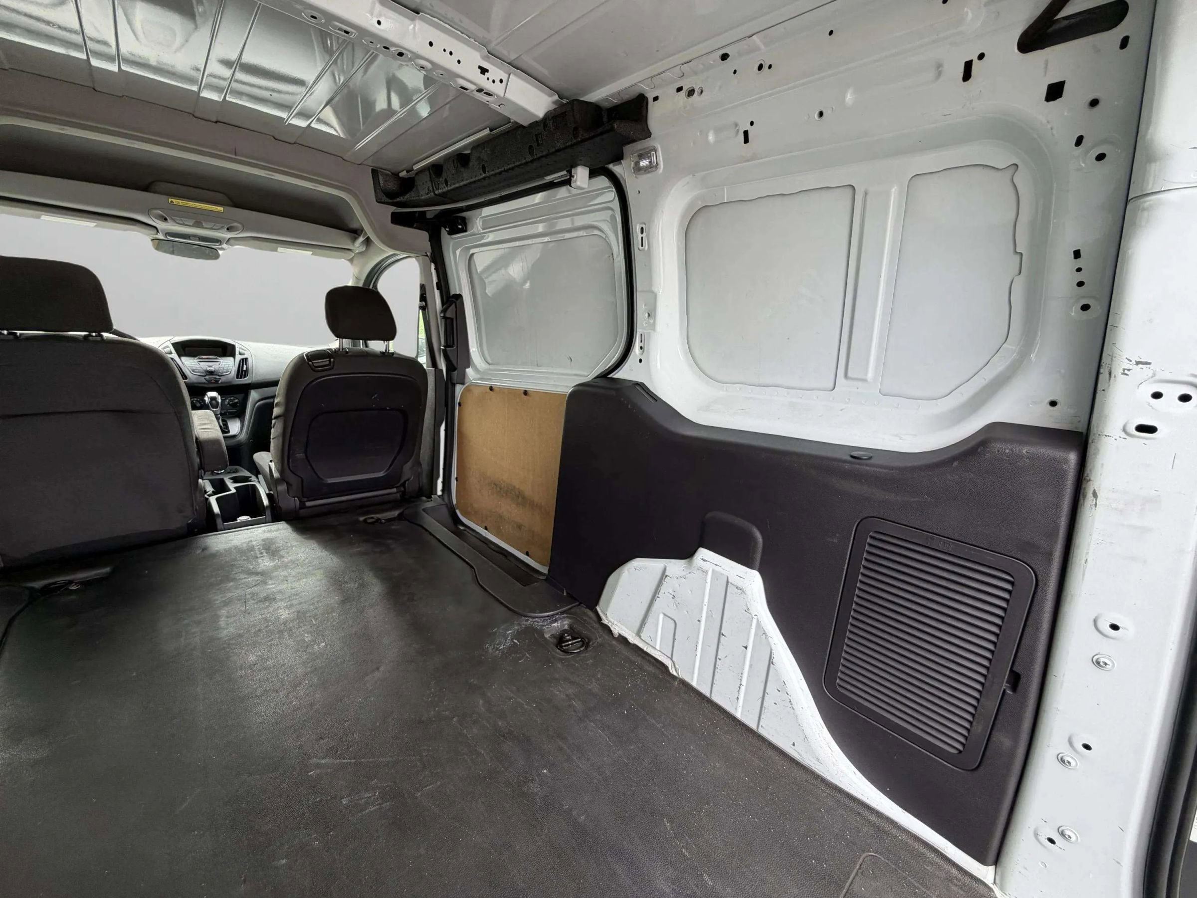 Used 2017 Ford Transit Connect XL FWD image 9