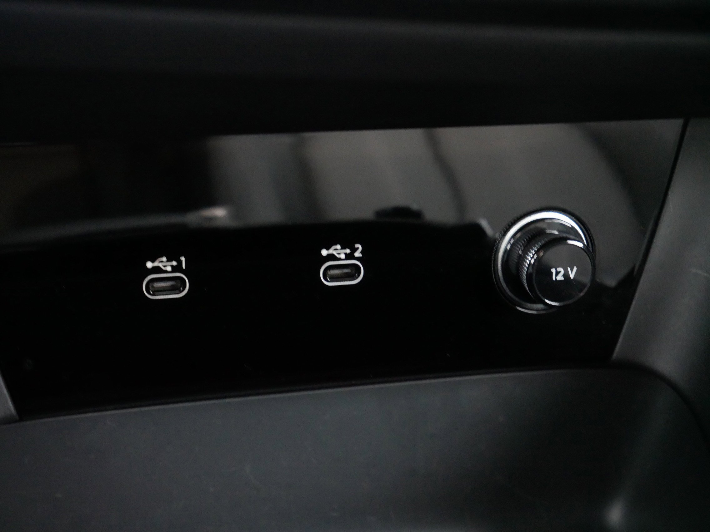 Used 2025 Audi Q6 e-tron Premium Plus w/ Premium Plus image 27