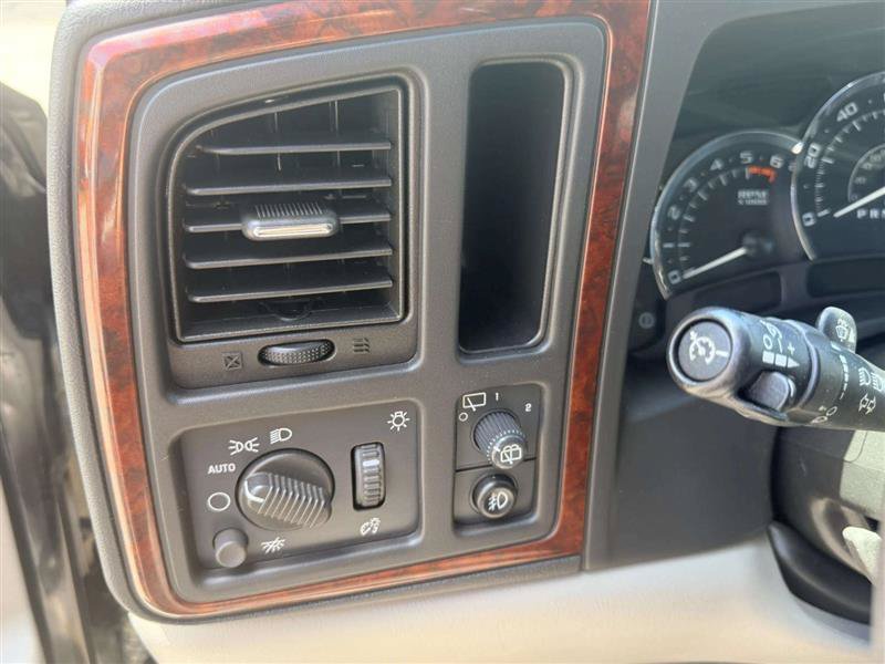 Used 2006 Cadillac Escalade AWD image 40