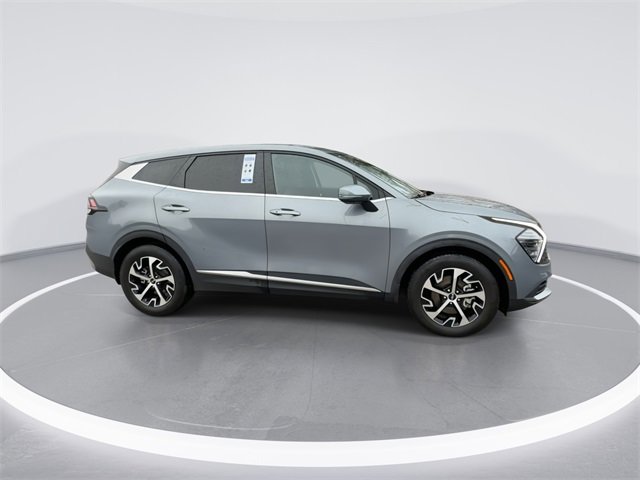 Used 2024 Kia Sportage EX image 9