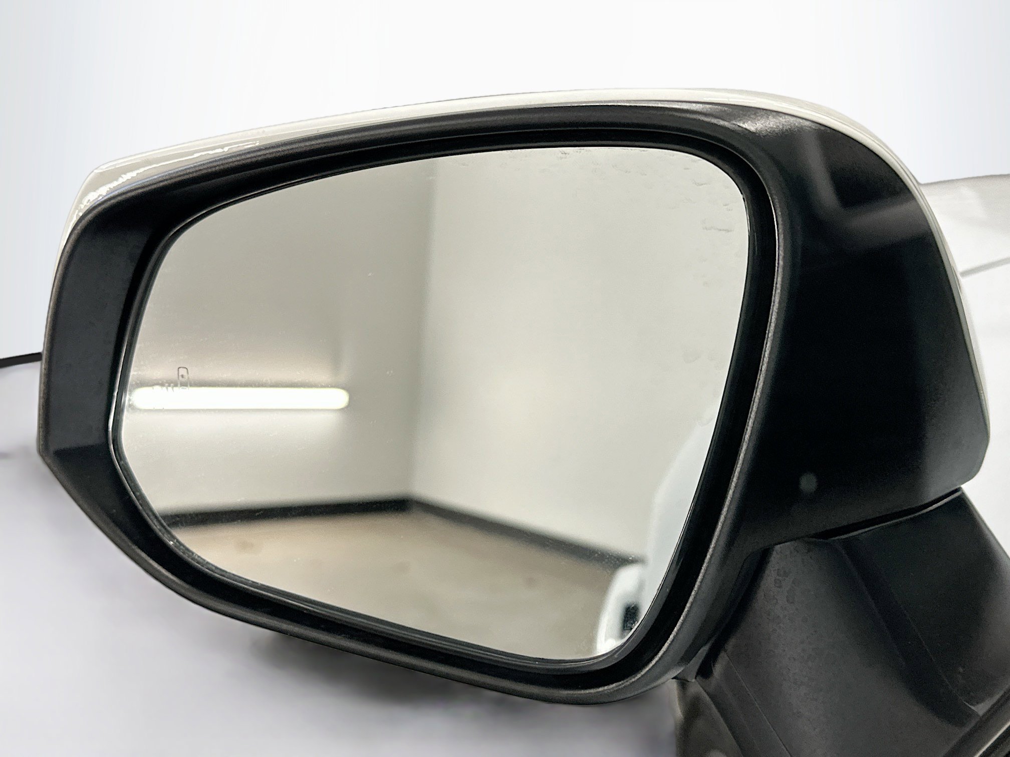 Used 2025 Toyota RAV4 XLE image 16