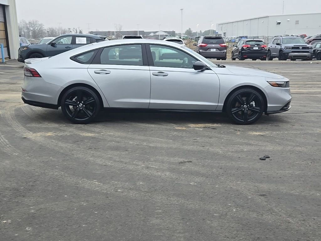 Certified 2025 Honda Accord Sport image 9