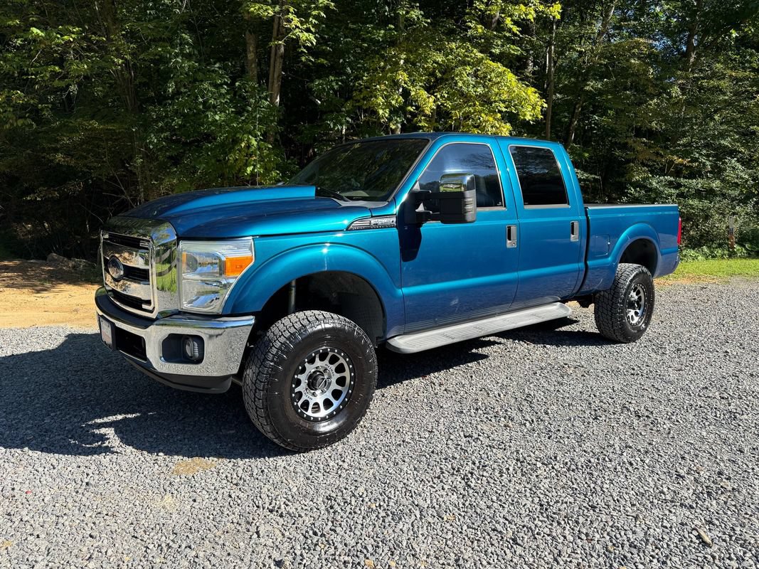 Used 2002 Ford F250 Lariat