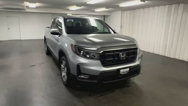 Used 2025 Honda Ridgeline RTL image 3