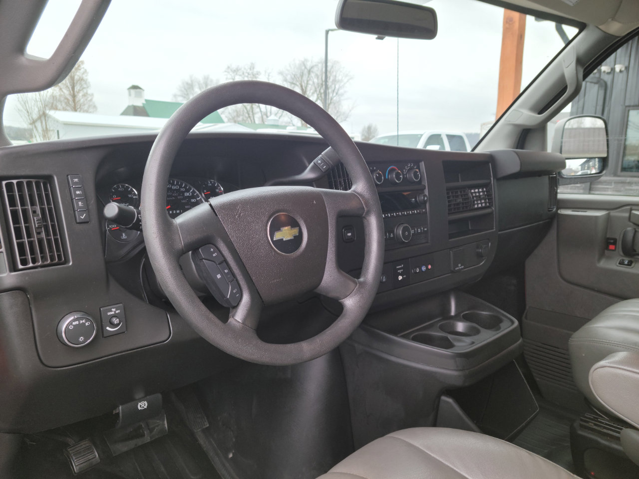 Used 2020 Chevrolet Express 2500 w/ Driver Convenience Package image 9