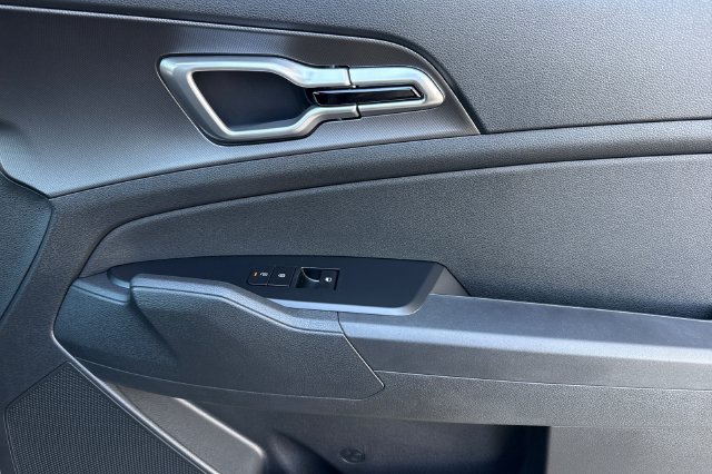 New 2027 Kia Sportage S FWD image 21
