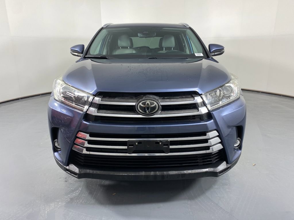 Certified 2019 Toyota Highlander Limited image 2