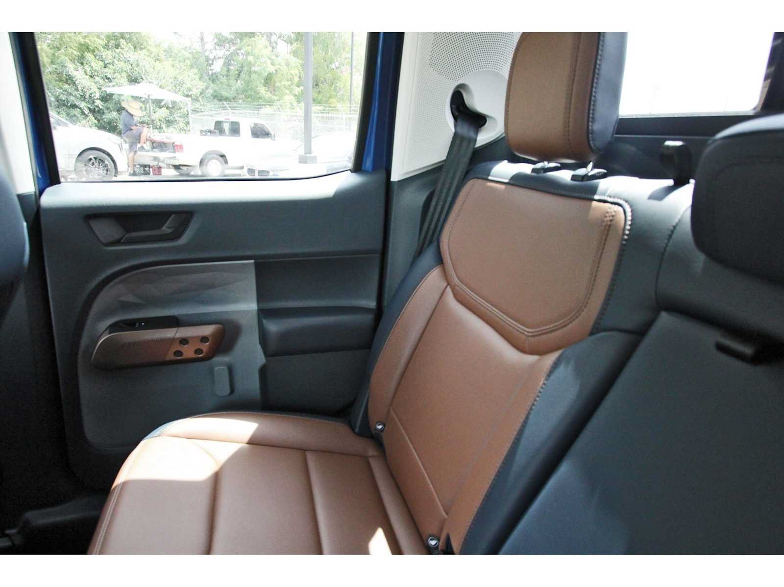 Used 2023 Ford Maverick Lariat w/ Equipment Group 500A Standard AWD/4WD image 9