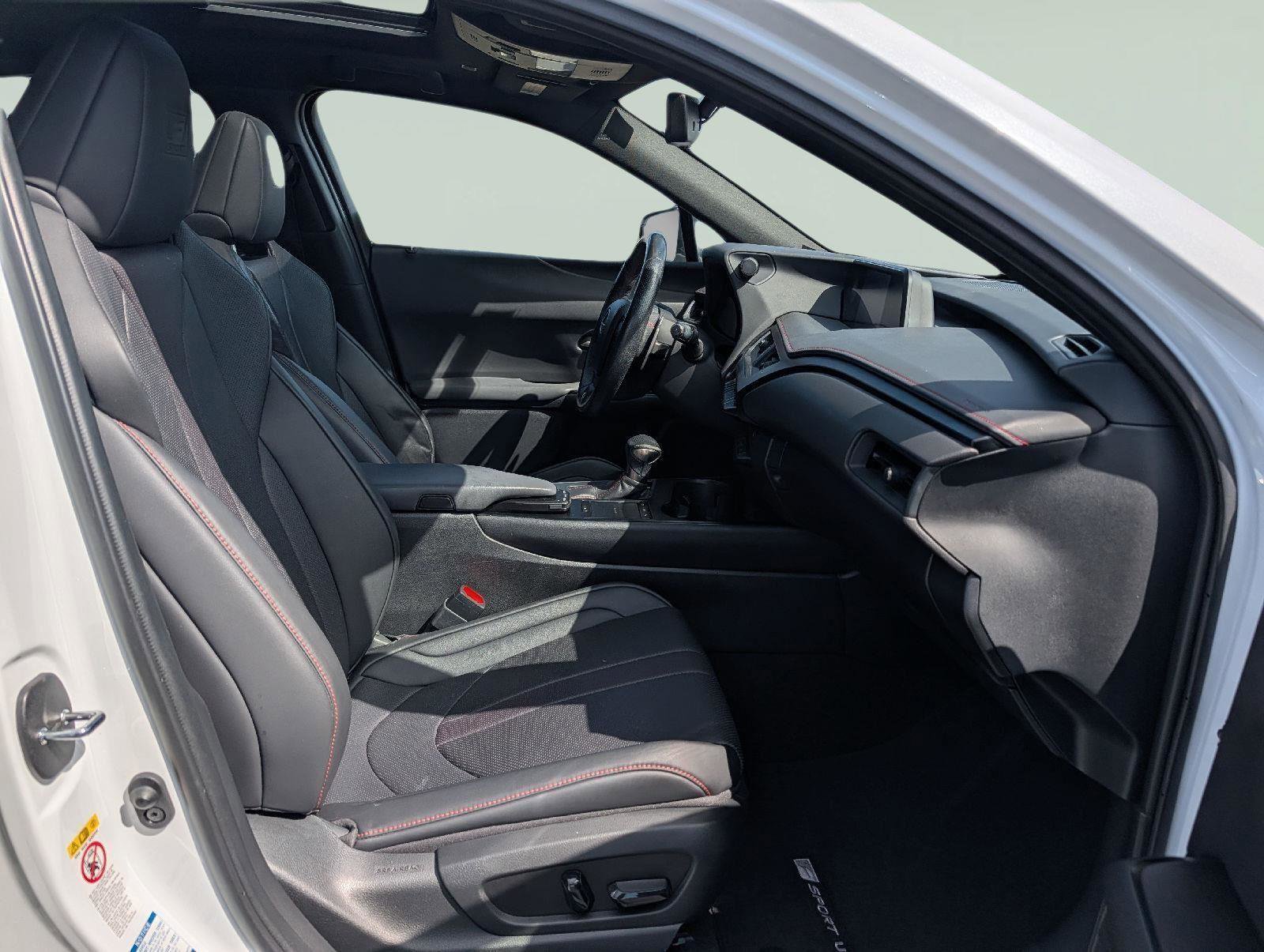 Used 2019 Lexus UX 250h F Sport w/ F Sport Premium Package AWD/4WD image 20