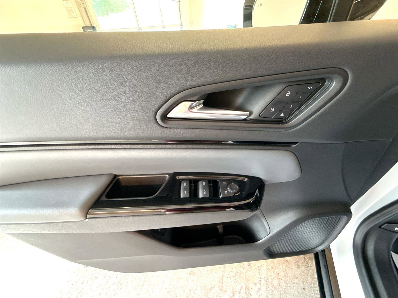 Used 2025 Honda Prologue Touring image 15