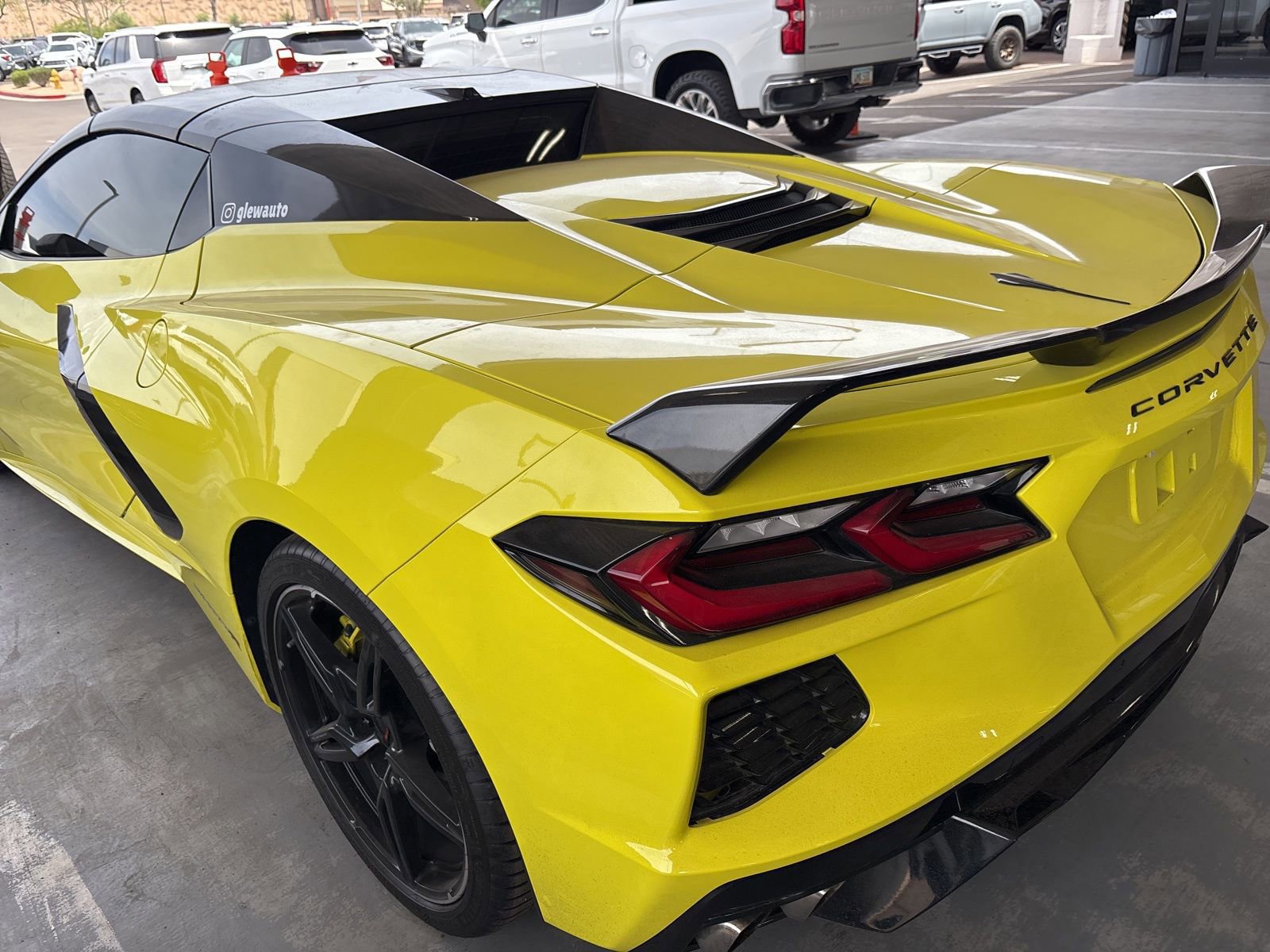 Used 2021 Chevrolet Corvette Stingray Premium Conv w/ Z51 Performance Package RWD image 7