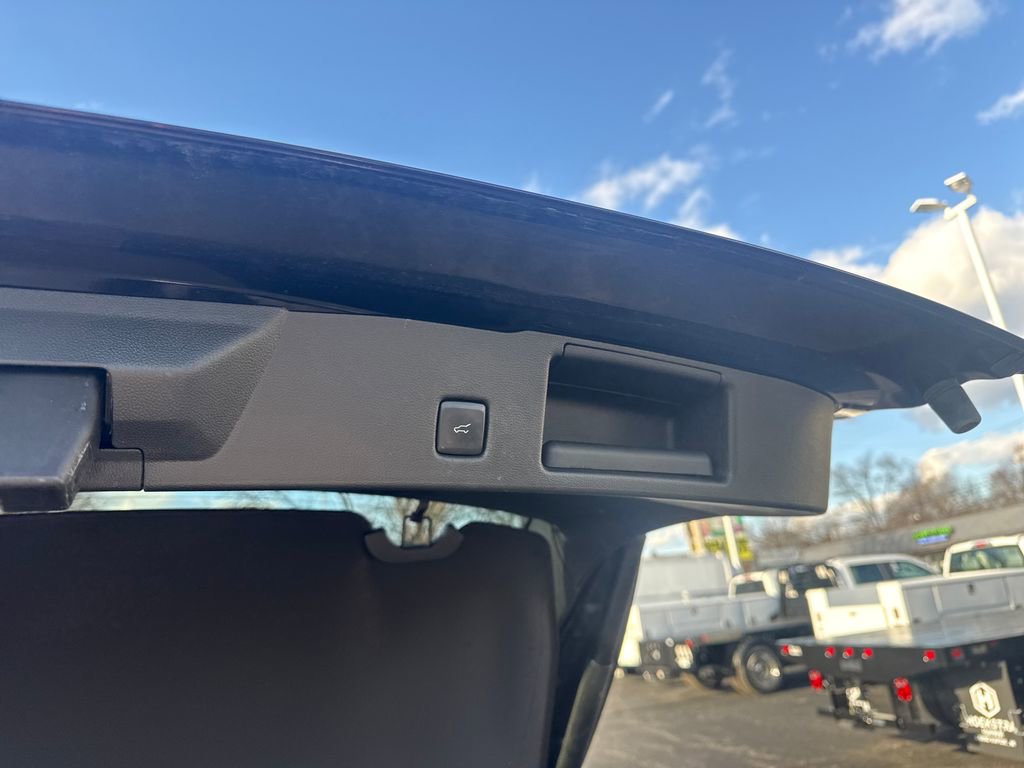Used 2023 Ford Escape ST-Line w/ Cold Weather Package FWD image 13