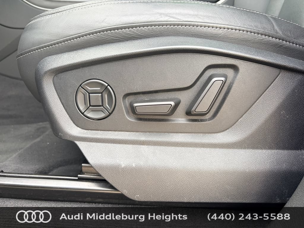Certified 2023 Audi Q8 Premium w/ Convenience Package AWD/4WD image 20